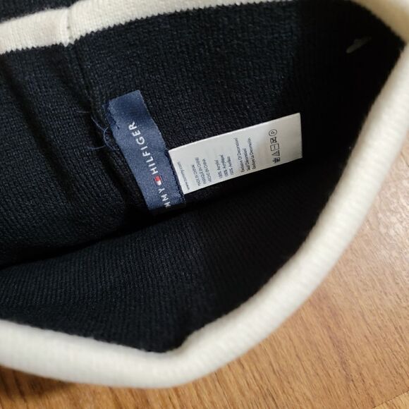 Tommy Hilfiger Scarf Beanie Set Navy Blue White Cable Knit Unisex Style Big Logo - Picture 8 of 8